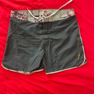 ⚡️Lightning Bolt Boardshorts⚡️
